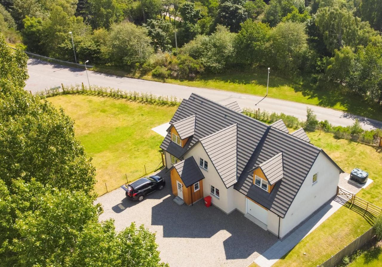 Braeside - Family Home In Nethy Bridge Exterior foto